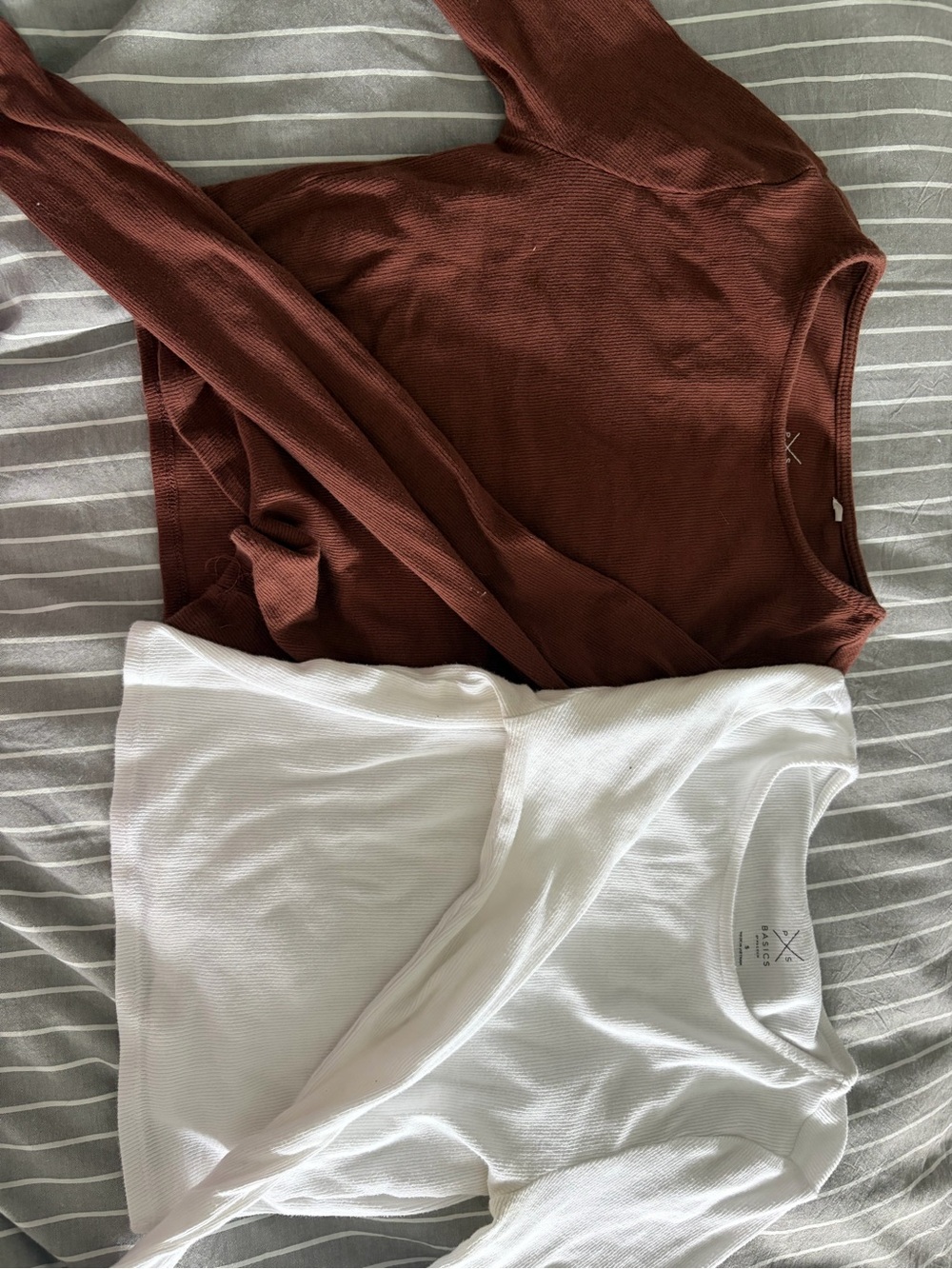 Long-Sleeve Ribbed Tops - Brown and White
